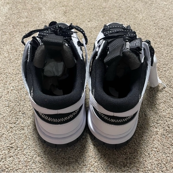 NIKE JUMBO REVERSE PANDA DUNKS. size 10 men never worn. comes with box - Picture 5 of 6